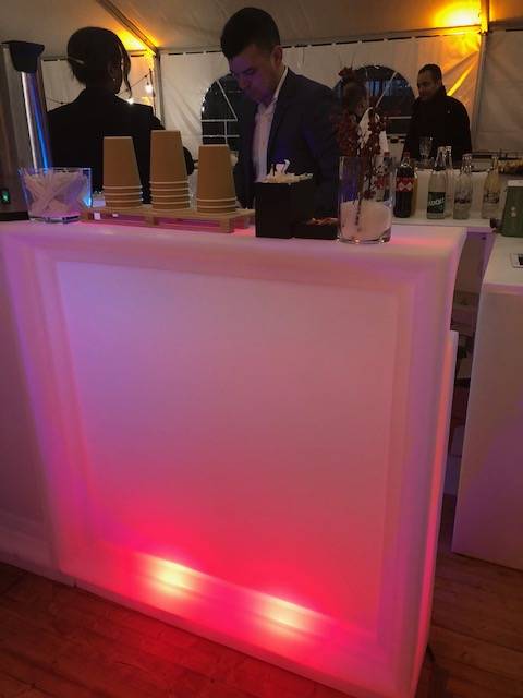 Location de comptoir ou banque d'accueil - module d'un mètre