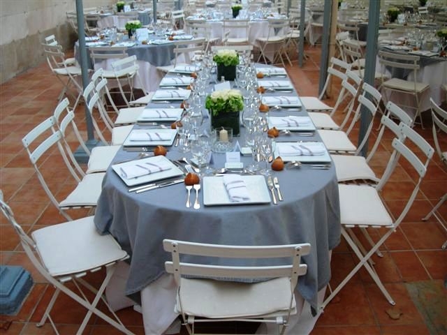 Location table ovale / honneur