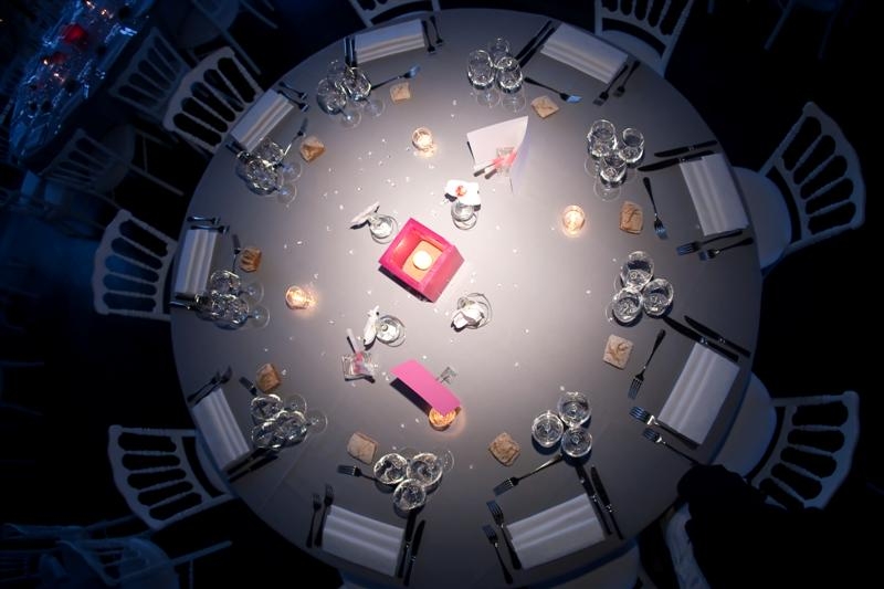 Quelques exemples de tables dressées avec notre vaisselle de table en location