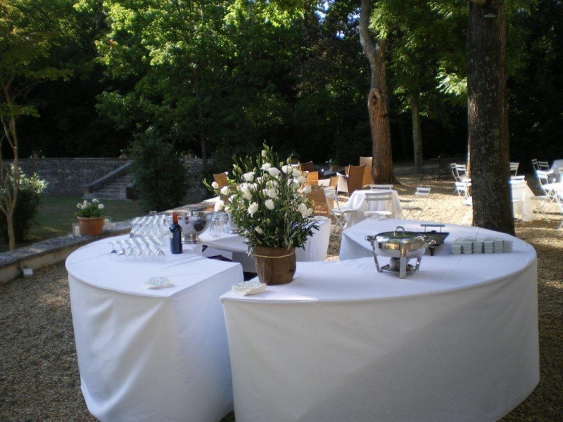 Présentation de buffets réalisés avec notre service de table