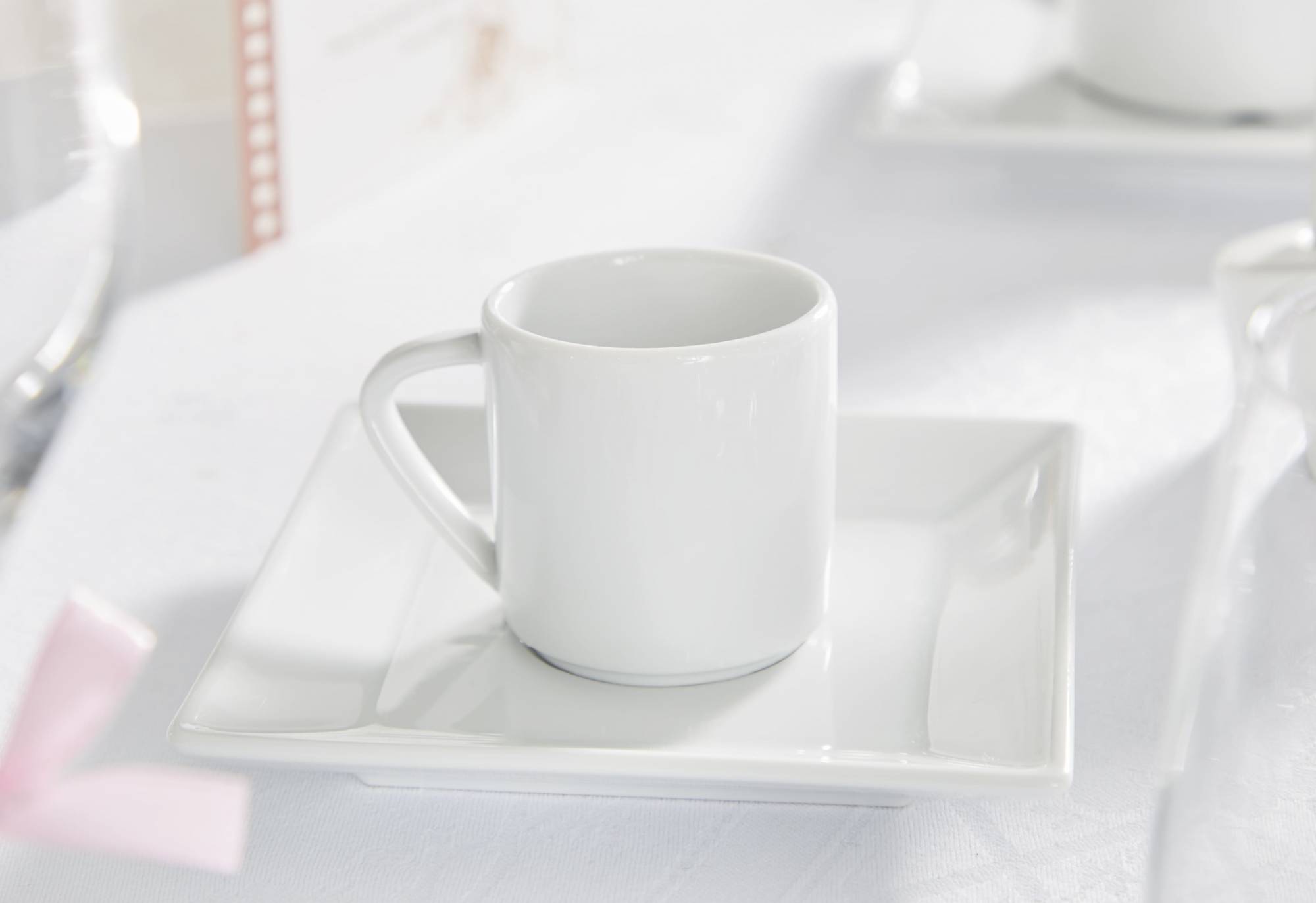 Location de tasses à café et sous-tasses à café