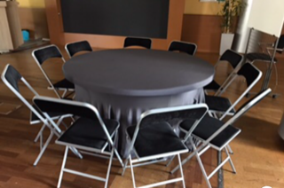 Location housse grise pour table diamètre 150 cm