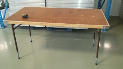 Location Table 1,05m,1,50m ou 2m x 0,75m  rehaussable